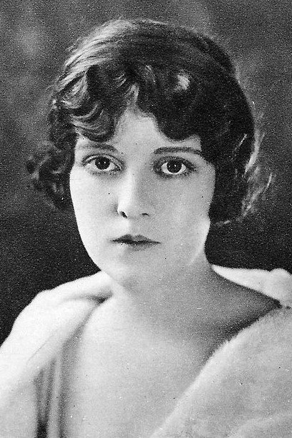Madge Kennedy - Mrs. Finlay (uncredited)