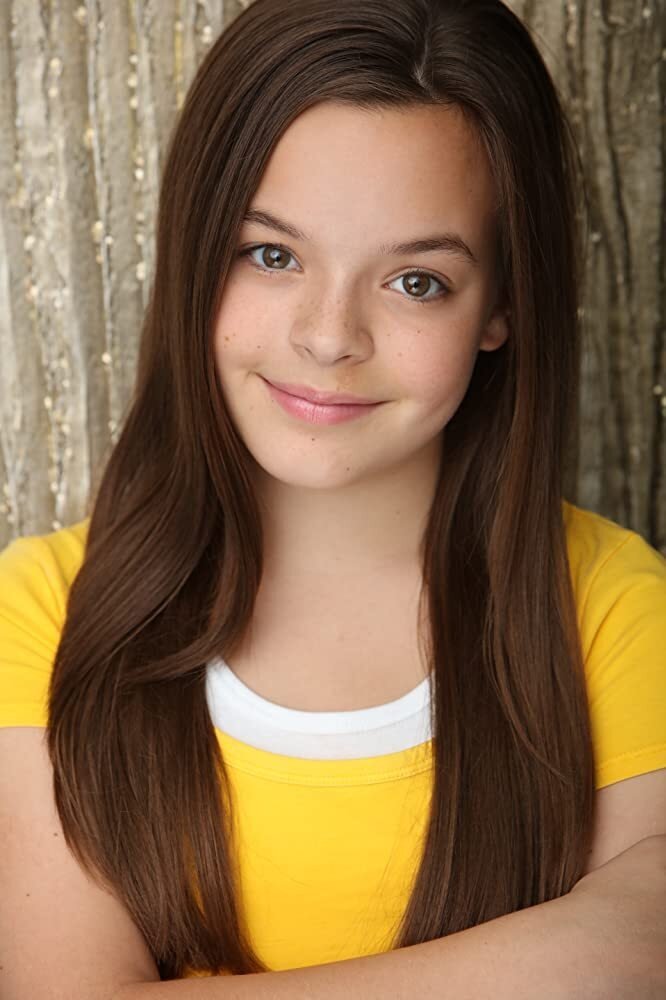 Amelia Wray - Camile