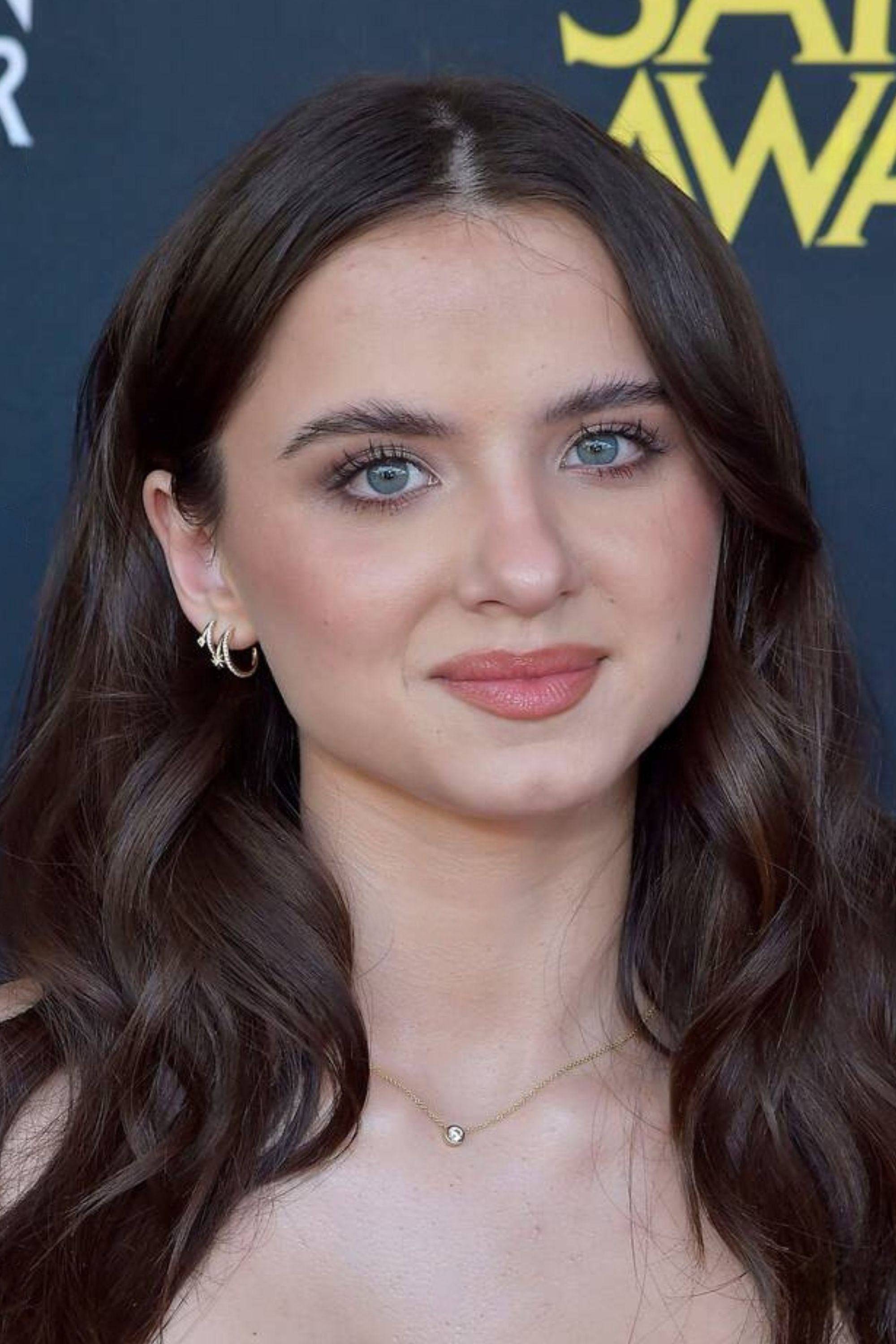 Madeleine McGraw - Gwen Blake