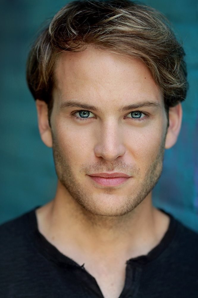 Ben Lamb - Major Robert Ellis