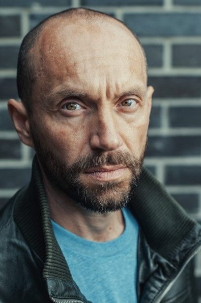 Robert Luckay - Lane Bodyguard