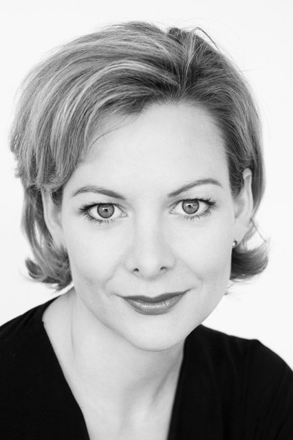 Sara Stewart - Janet