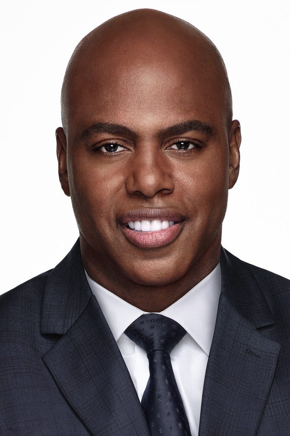 Kevin Frazier - Self - Entertainment Tonight Host