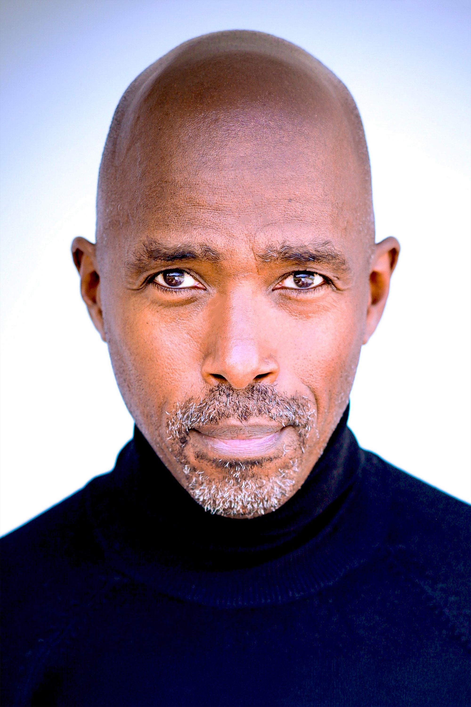 Ntare Guma Mbaho Mwine - Julius Ayodele