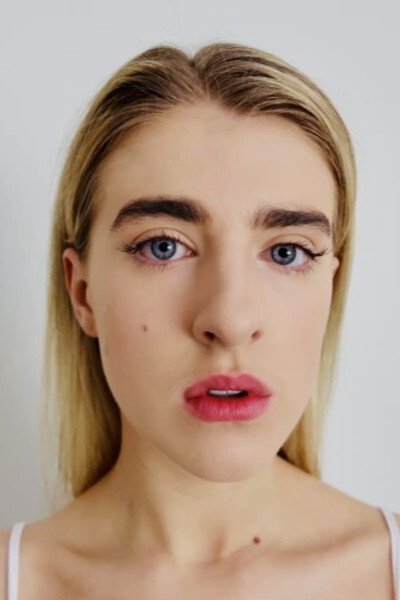 Ava Connolly - Leah (voice)