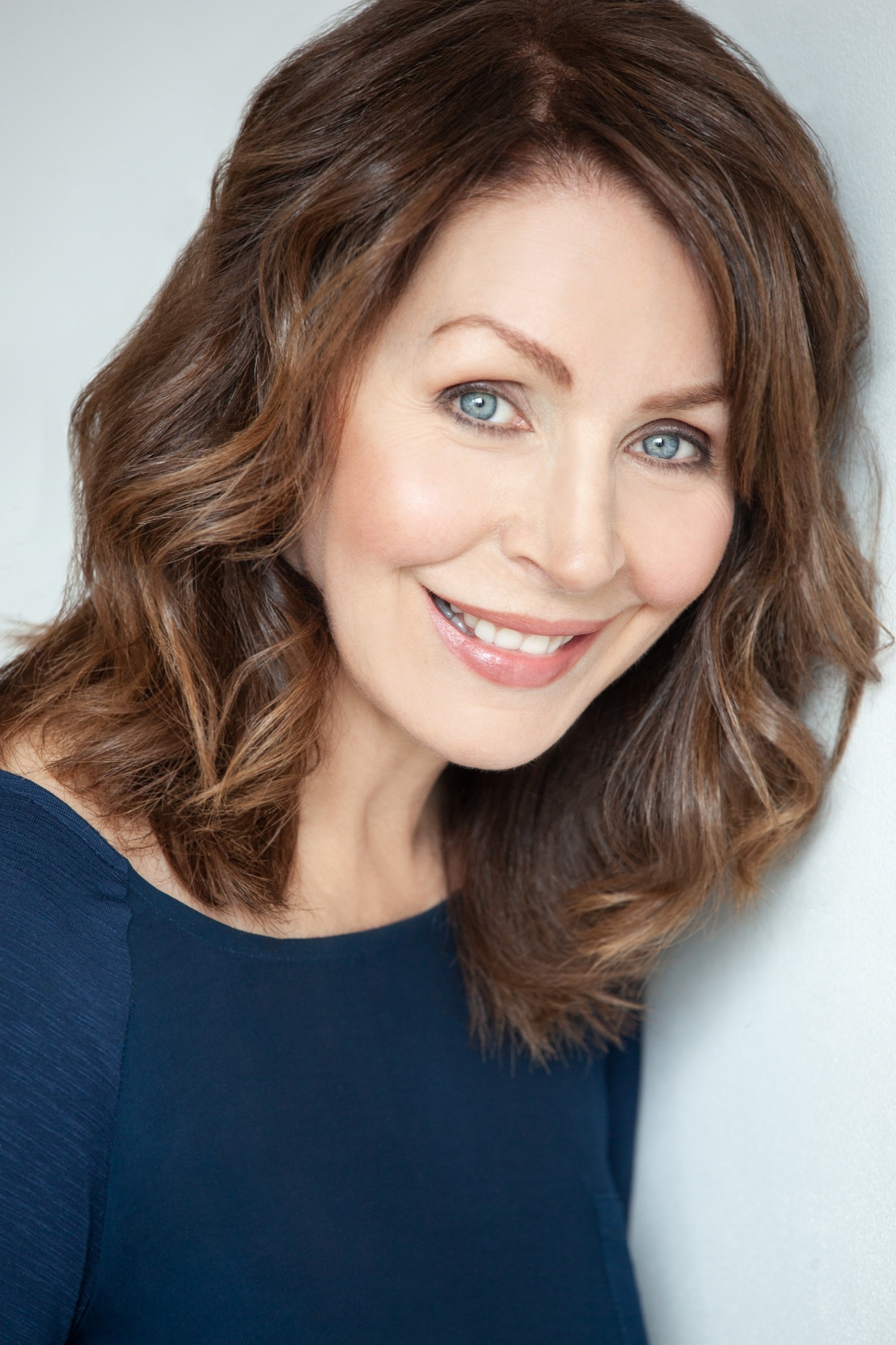 Suzanne Cyr - Amy Munroe