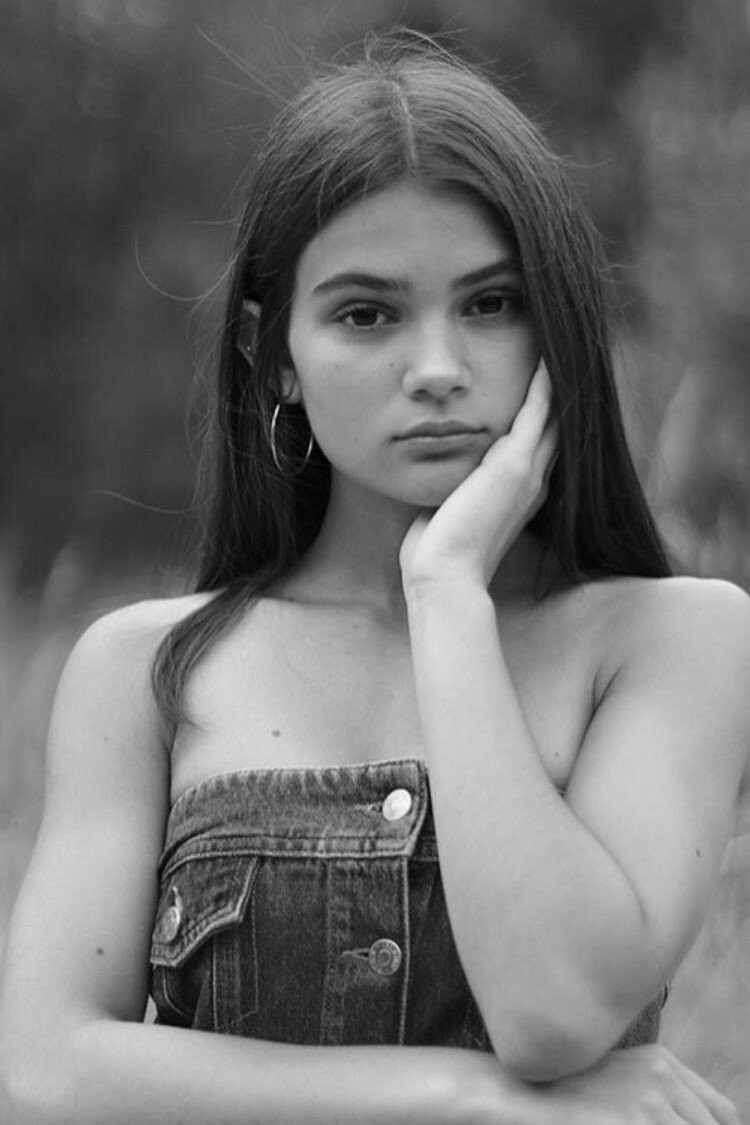 Lara Decaro - School Girl