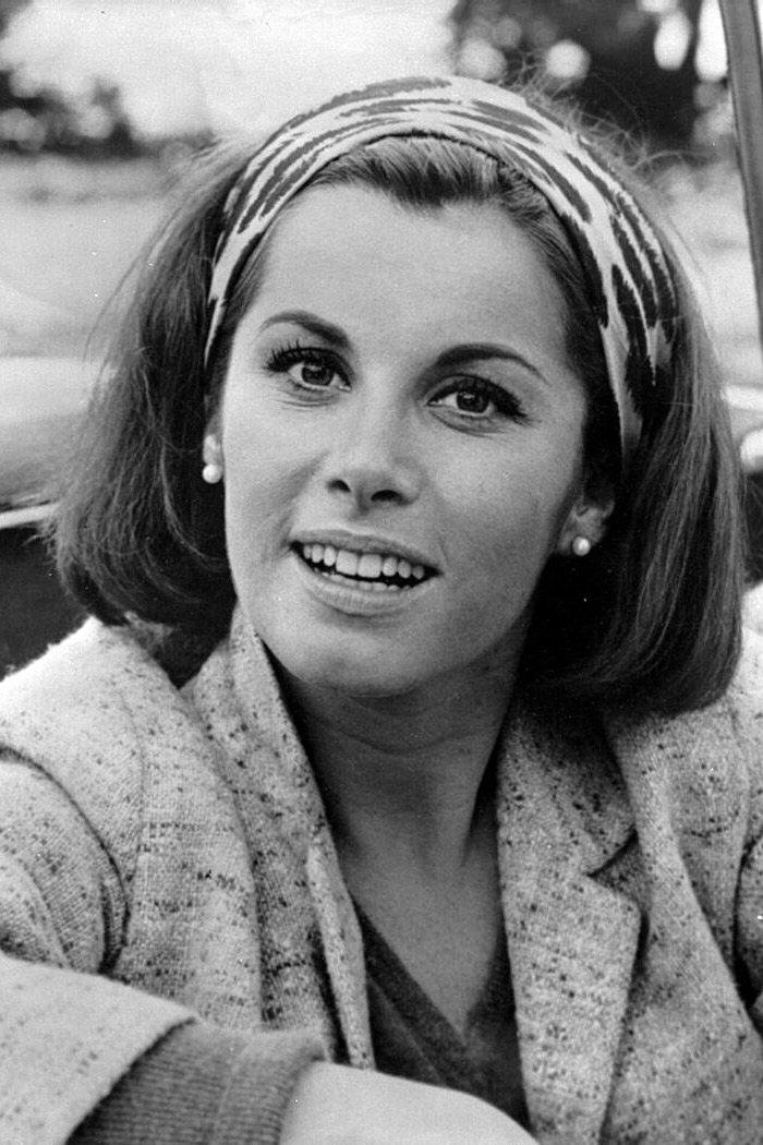 Stefanie Powers - Ann Louise Hovis