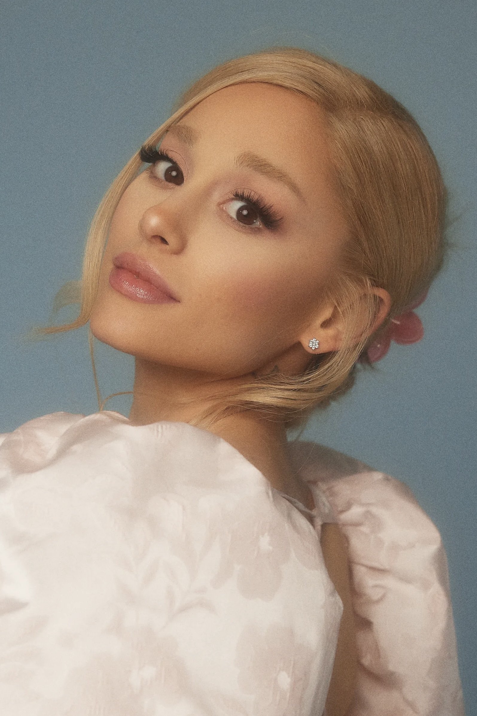 Ariana Grande - Self