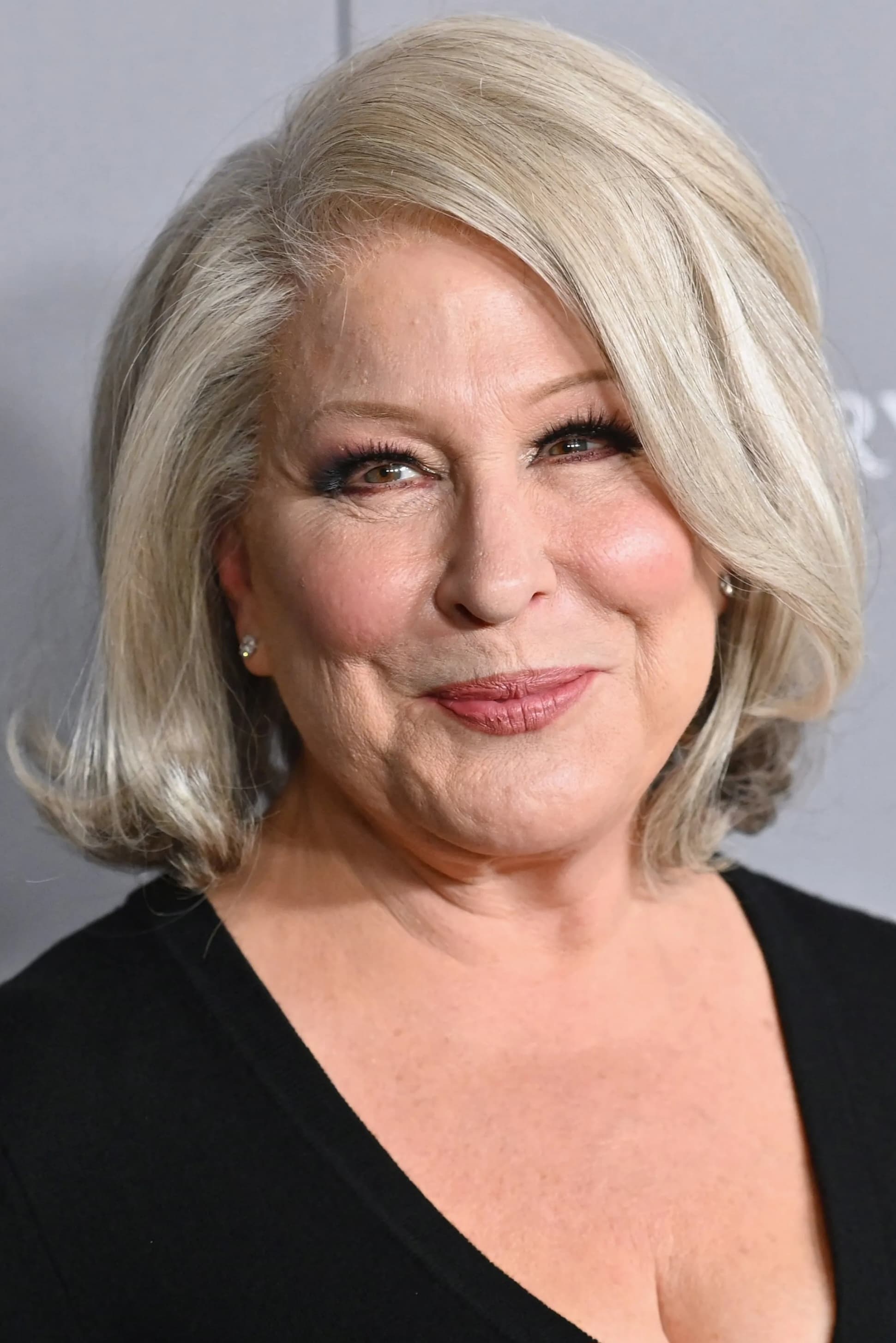Bette Midler - Self