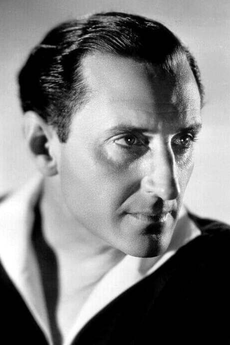 Basil Rathbone - Sir Ravenhurst