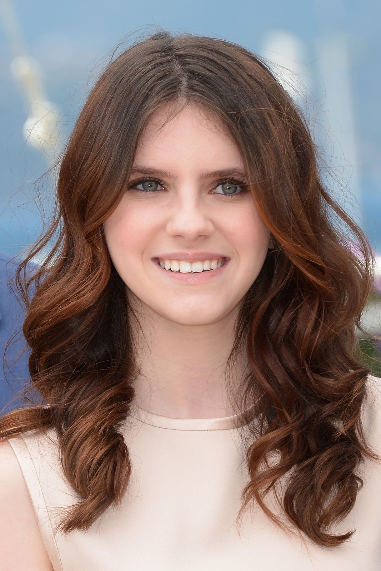Kara Hayward - Silvie McGann