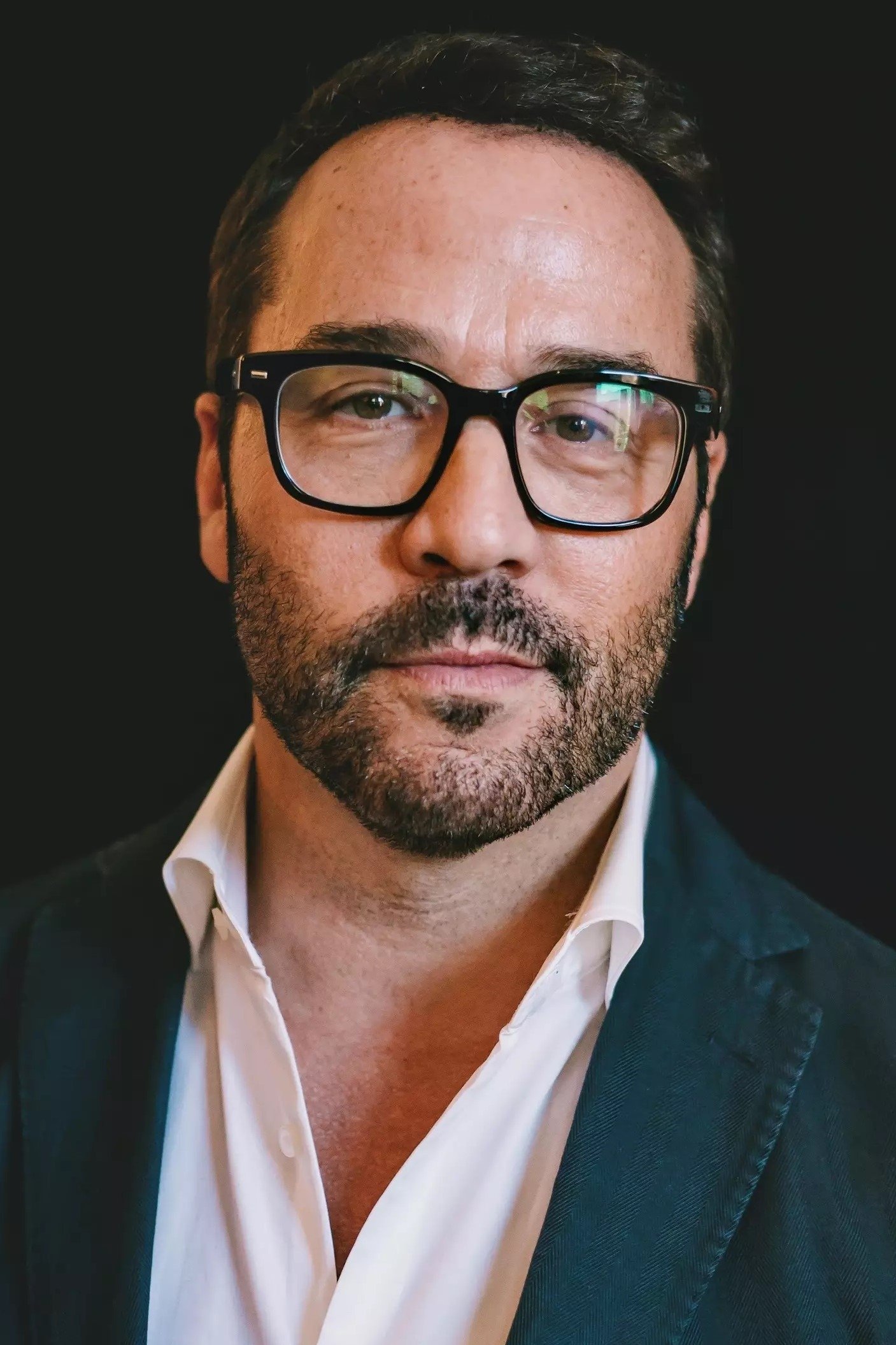 Jeremy Piven - Warden Lucas