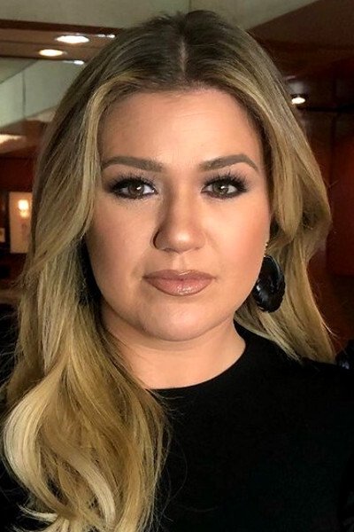 Kelly Clarkson - Delta Dawn (voice)