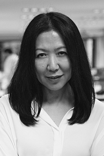 Thaís Oyama - Self