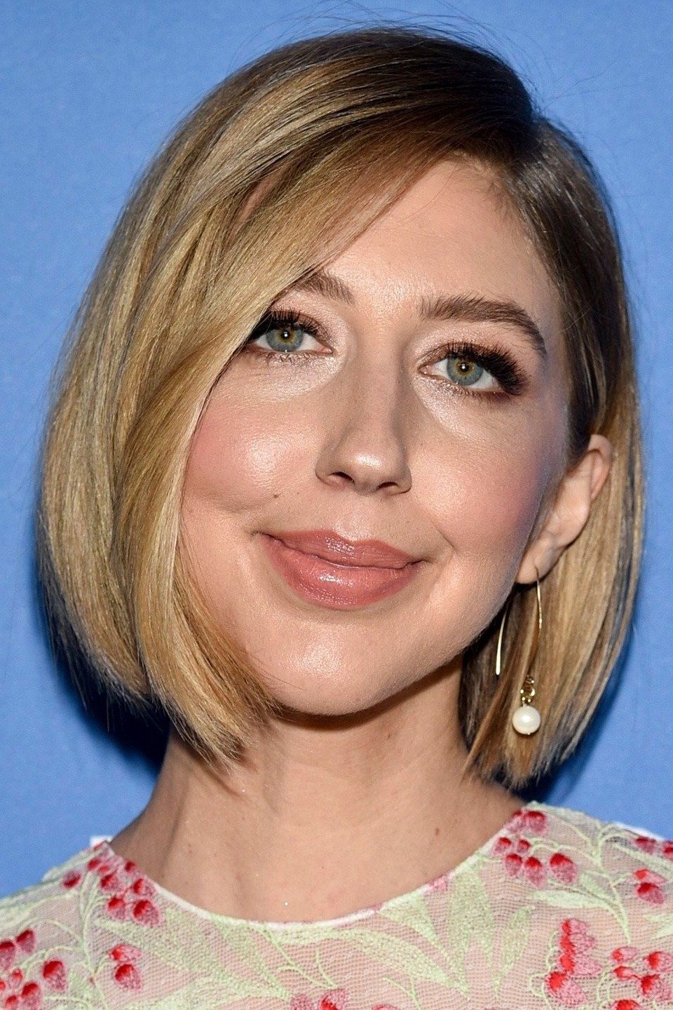 Heidi Gardner - Kat Merrick