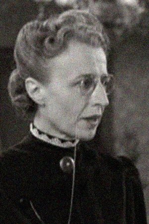 Edna Holland - Mrs. Joyce (uncredited)