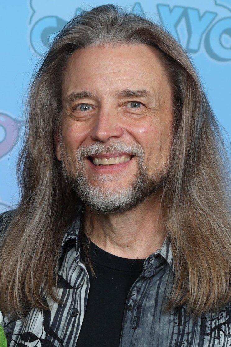Steve Whitmire - Kermit the Frog as Bob Cratchit / Rizzo the Rat / Beaker / Bean Bunny / Belinda Cratchit / Beetle / Lips / Pig Gentleman (voice)