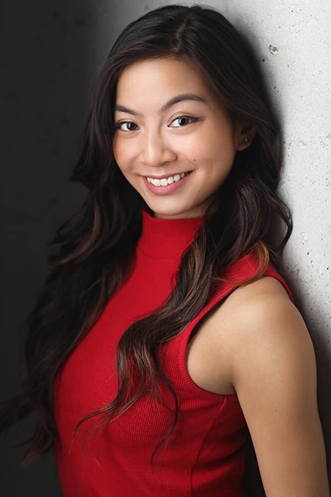 Kallie Hu - Secretary