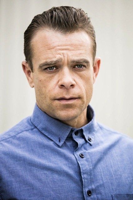 Nick Stahl - Pfc. Edward Bead