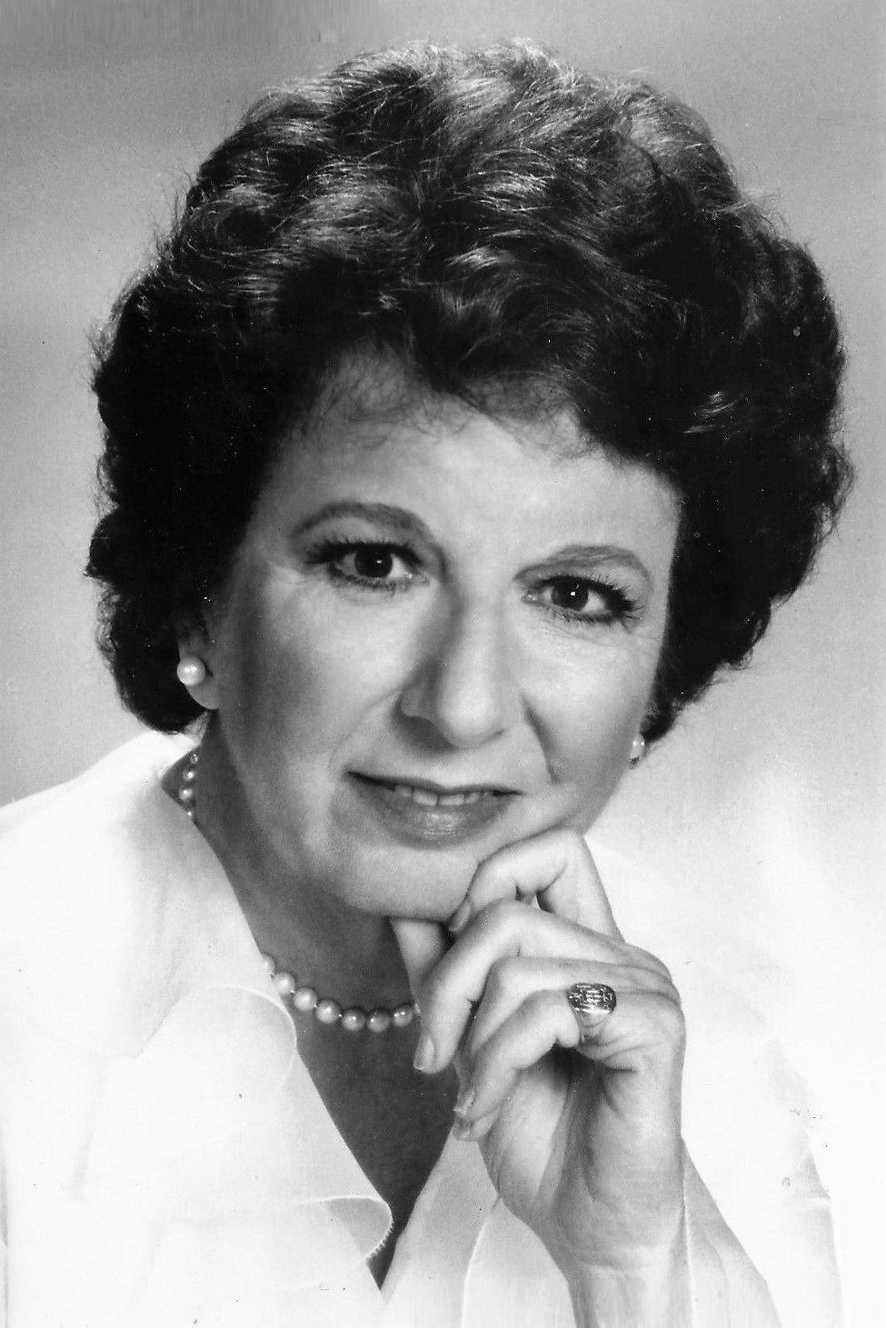 Mary Wickes - Aunt March