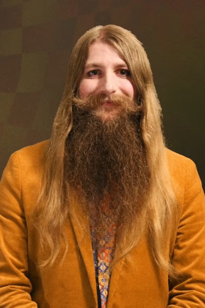 Felix Colgrave - Gerard Ladelsmith (voice)