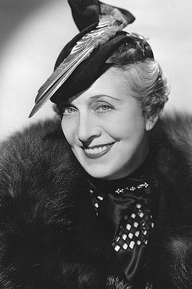 Cecil Cunningham - Aunt Patsy