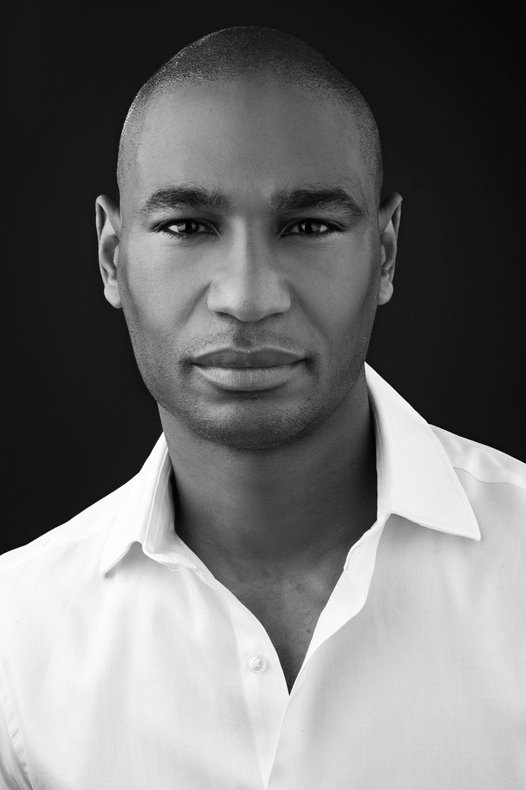 Lonyo Engele - Town Gate Soldier