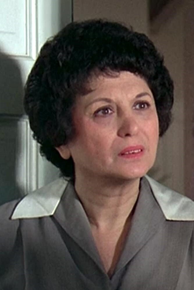 Fritzi Burr - Mulwray's Secreatry