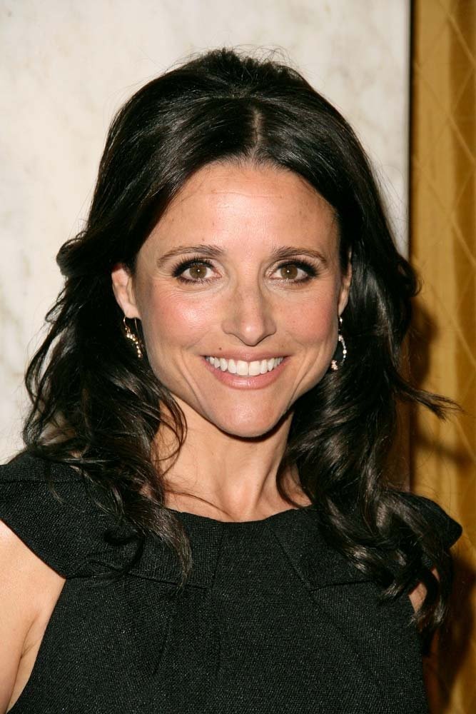 Julia Louis-Dreyfus - Contessa Valentina Allegra de Fontaine (uncredited)