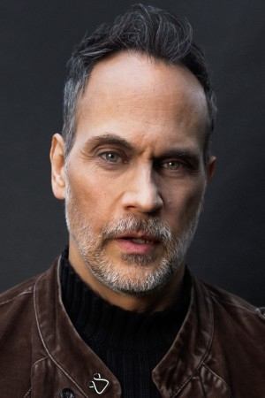 Todd Stashwick - Z'Oiseau