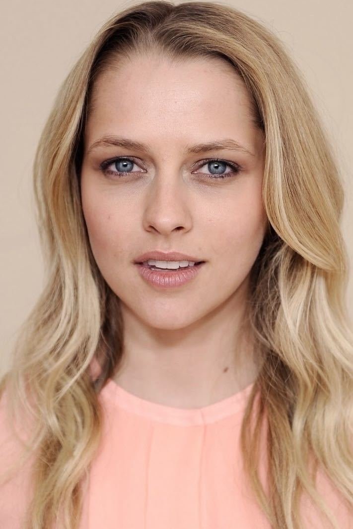 Teresa Palmer - Teresa