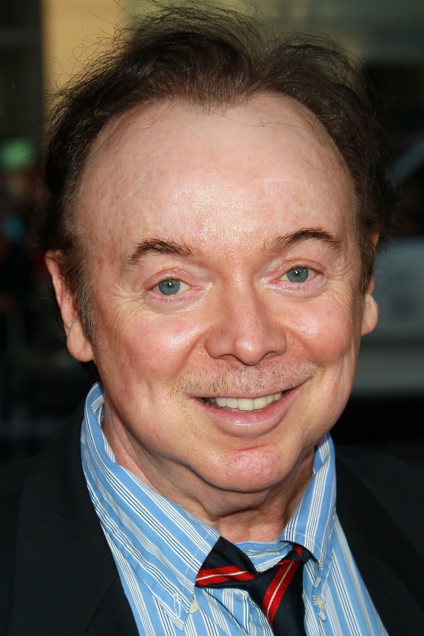 Bud Cort - Solenko, Restaurant Manager (uncredited)