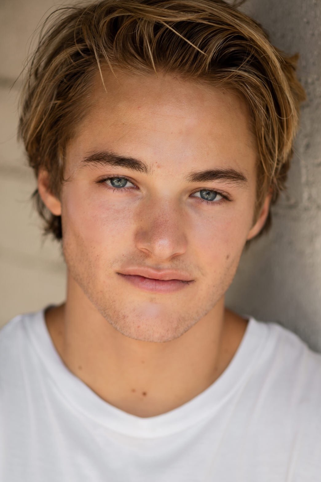 Mitchell Hoog - Vince (16)