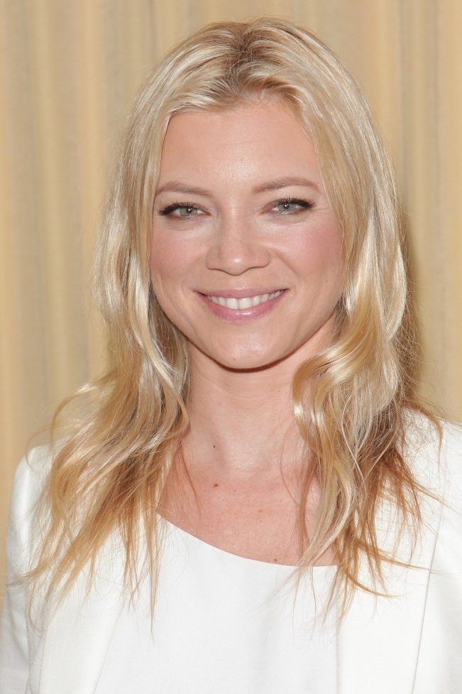Amy Smart - Cadet Lumbreiser