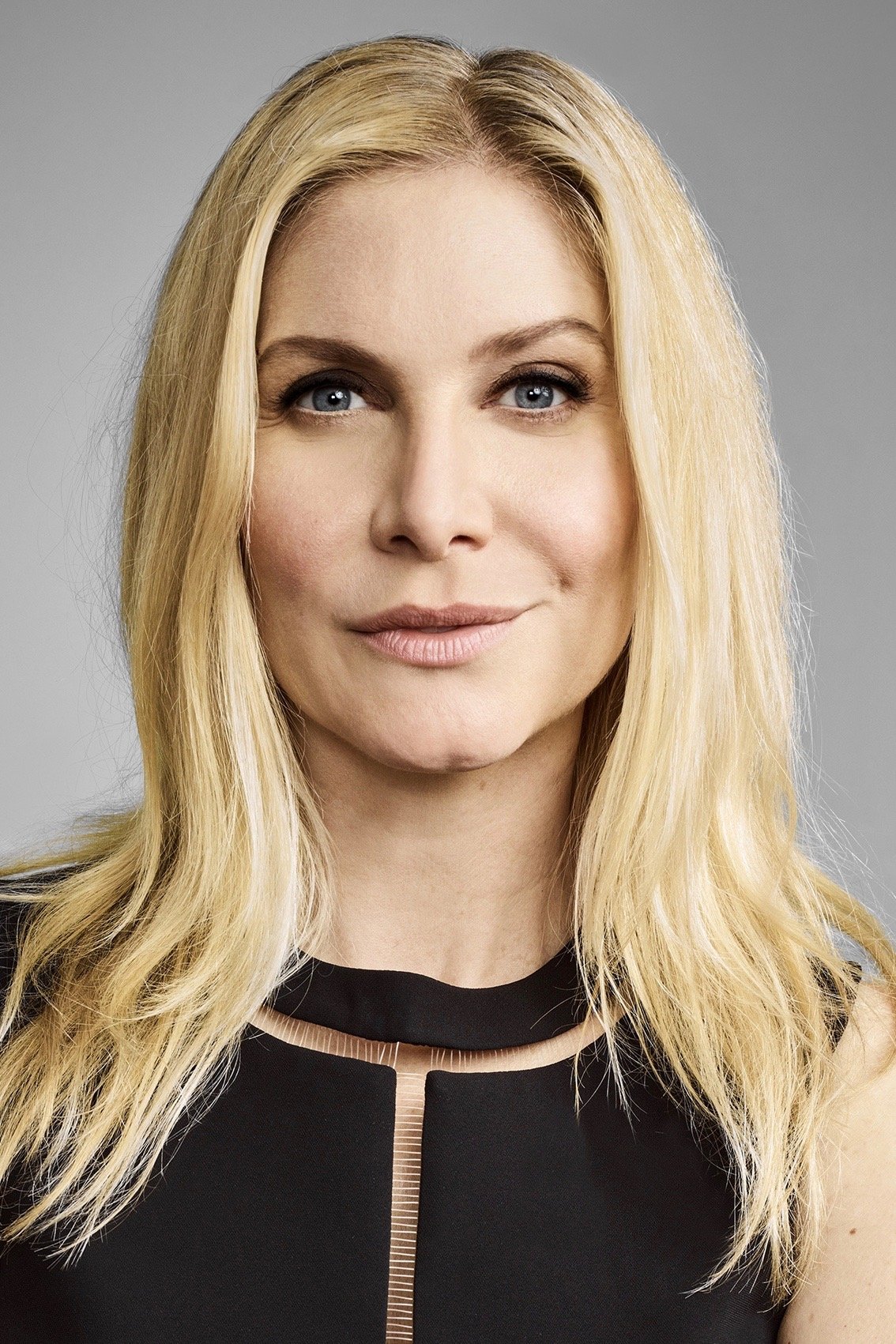 Elizabeth Mitchell - Julia Sullivan