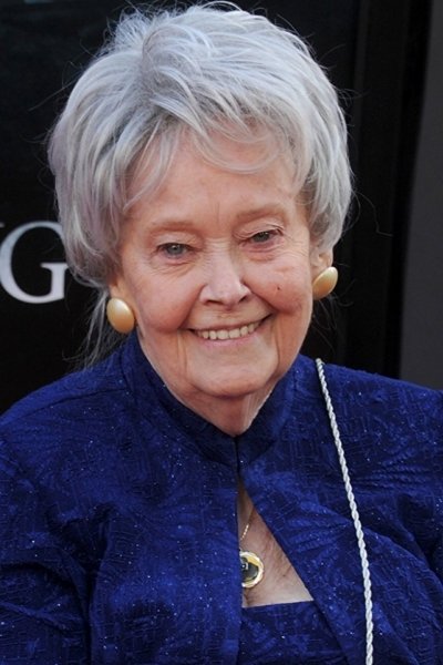 Lorraine Warren - Woman in Audience (uncredited)
