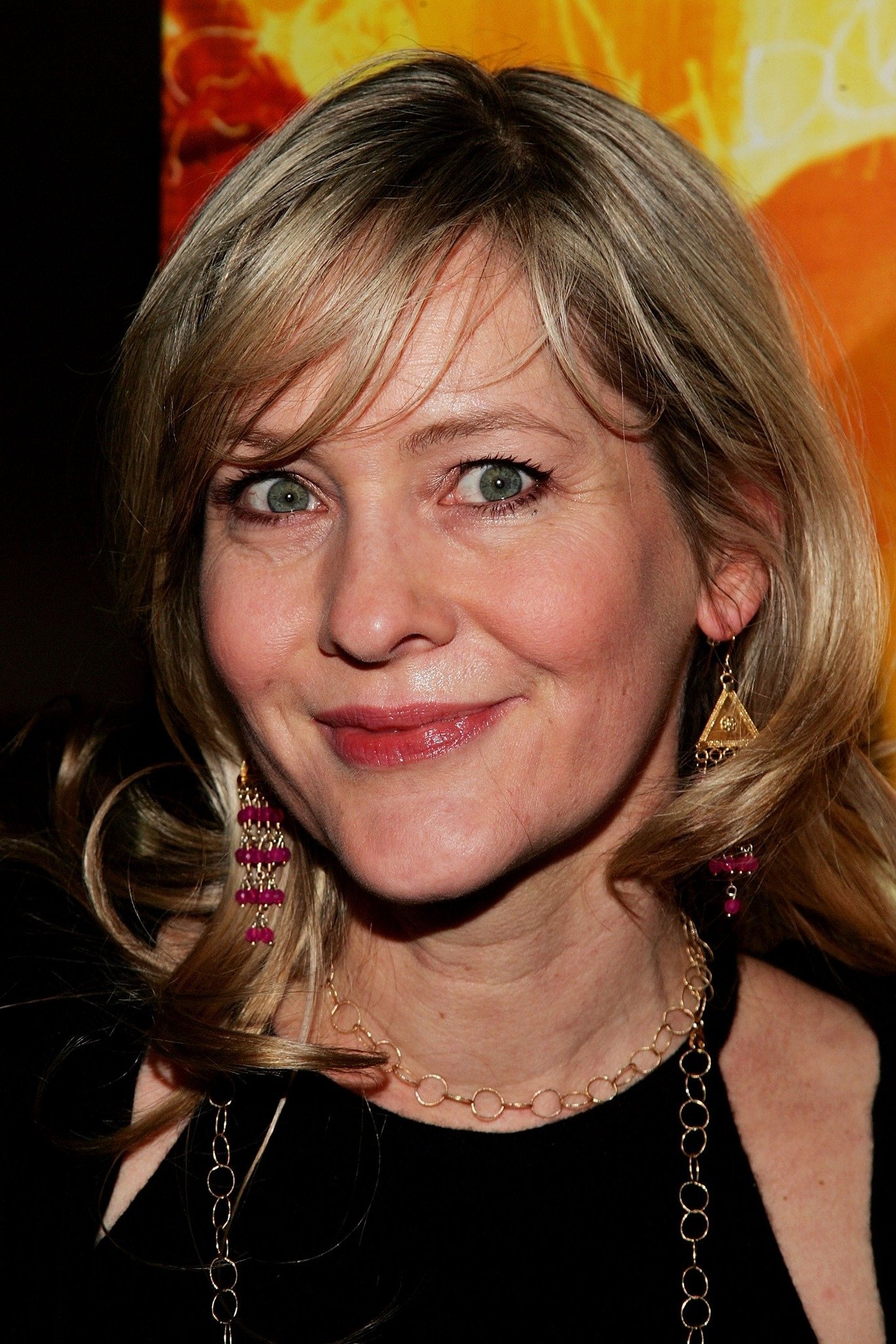 Linda Larkin - Jasmine (voice)