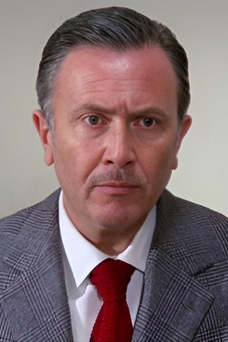 Tom Felleghy - Italian General (uncredited)