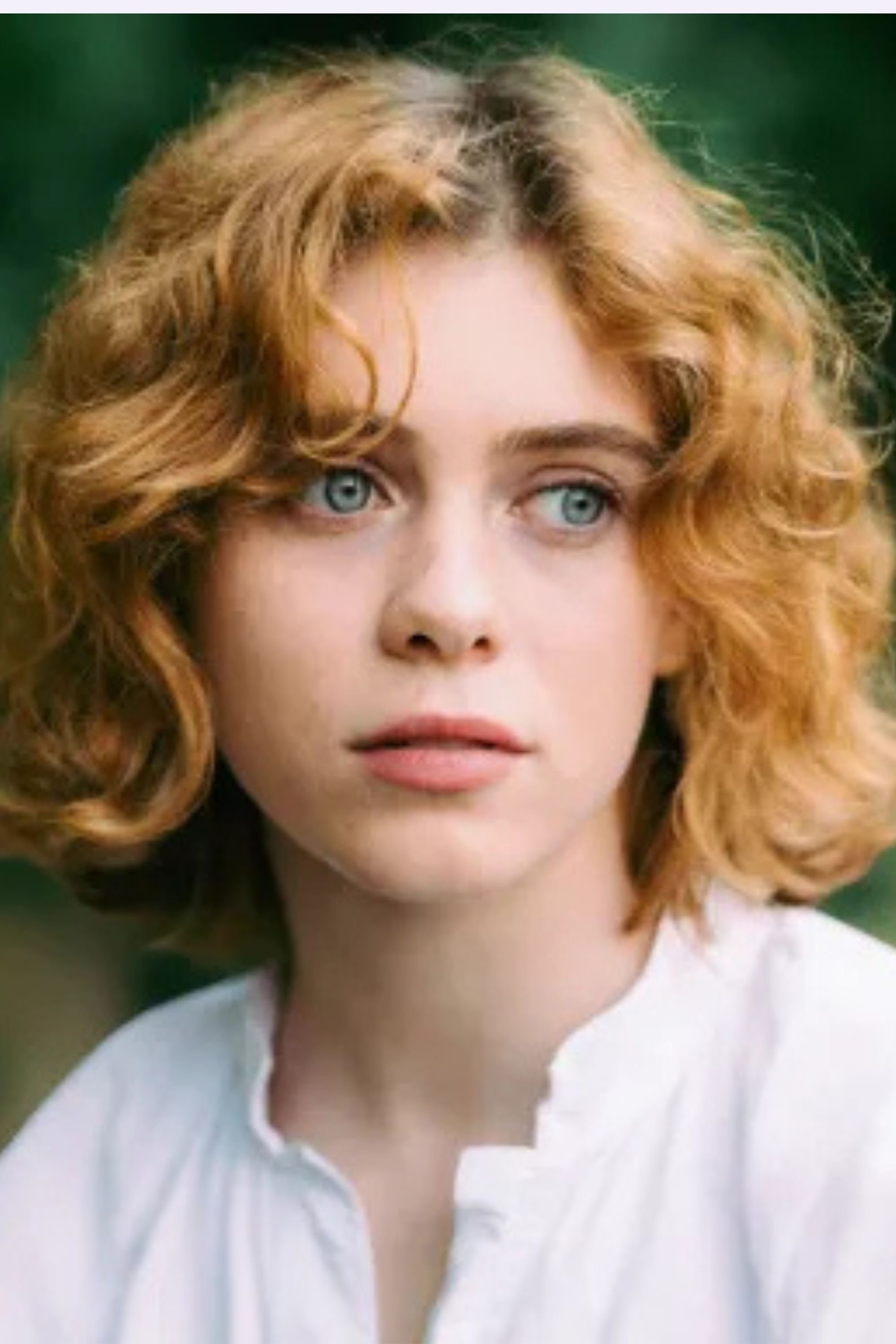 Sophia Lillis - Beth