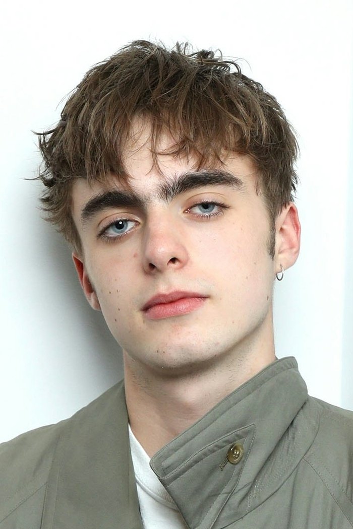 Lennon Gallagher - Himself