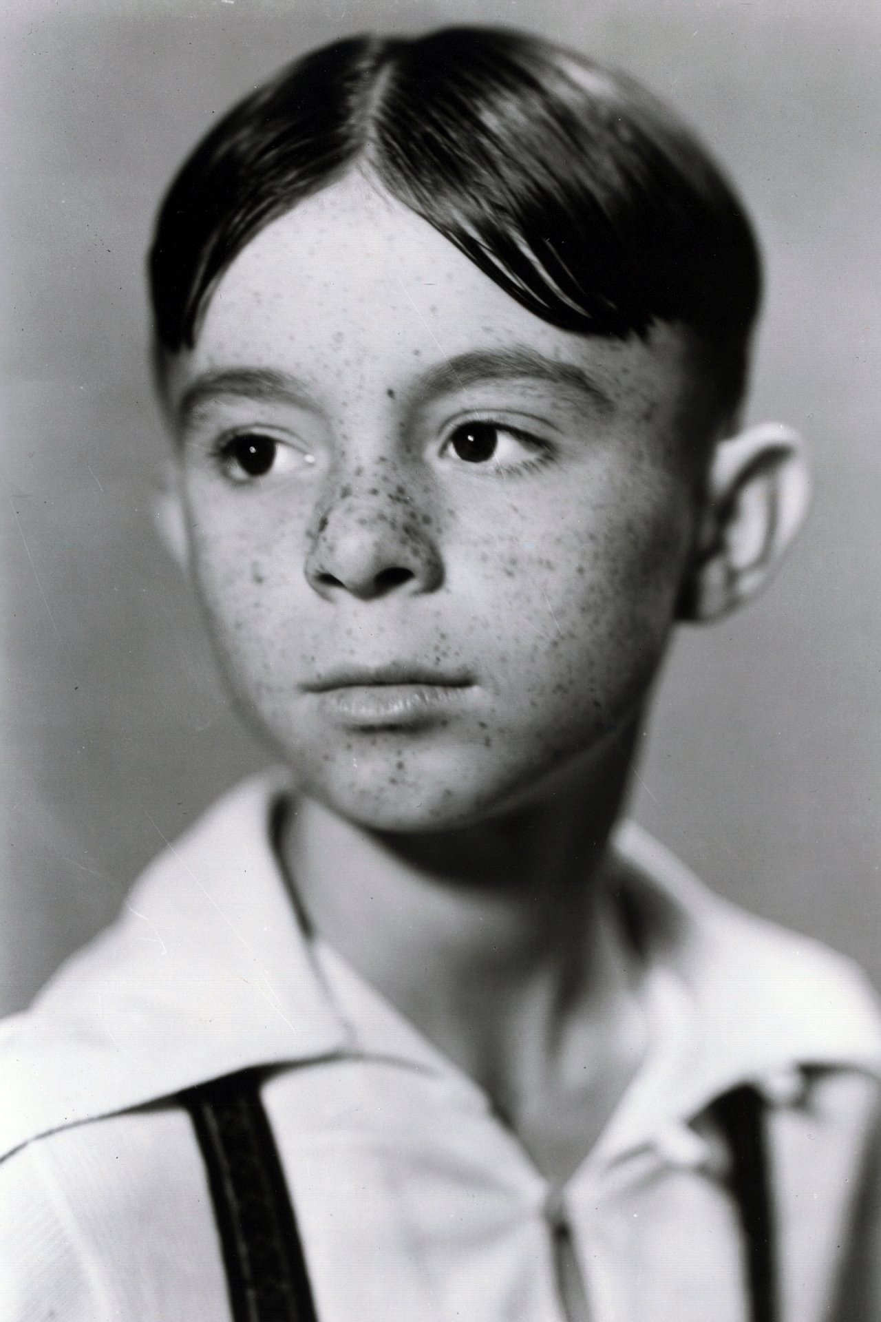 Carl Switzer - Slave (uncredited)