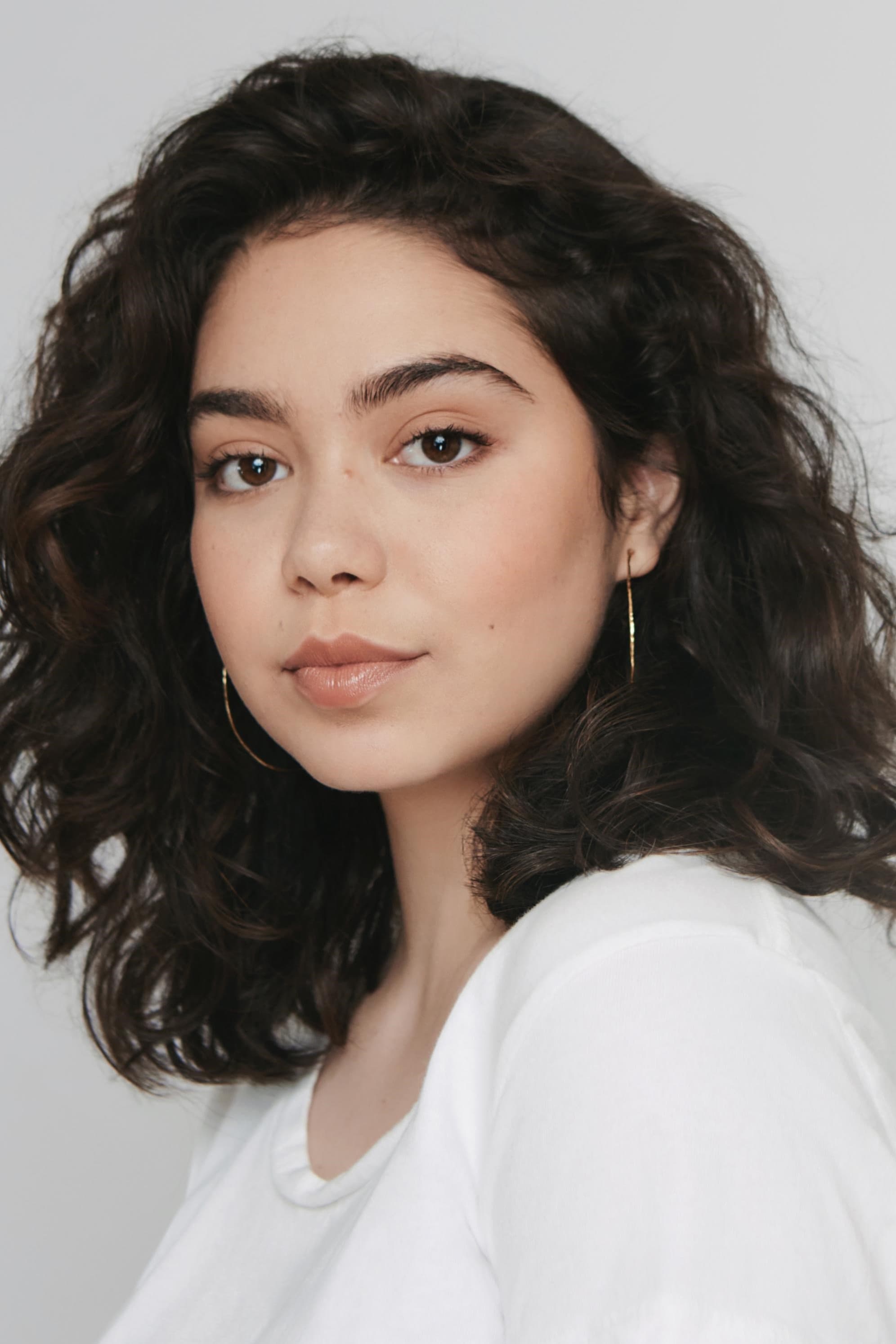 Auliʻi Cravalho - Moana (voice)