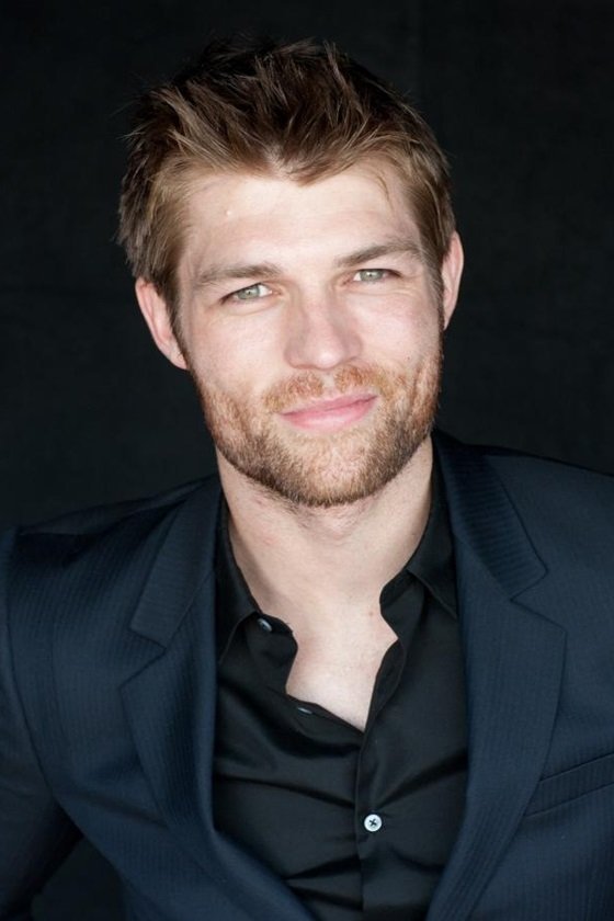 Liam McIntyre - Captain Boomerang (voice)