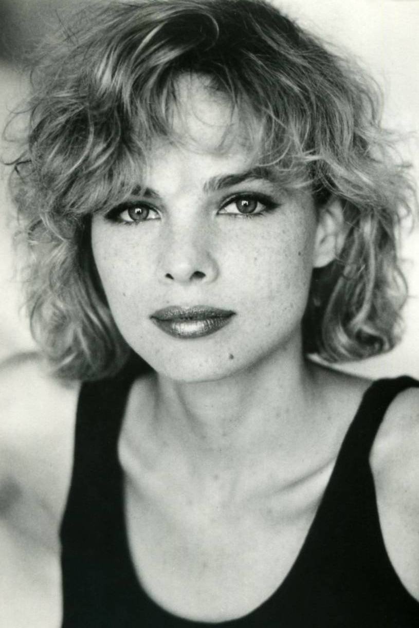 Elizabeth Whitcraft - Tommy's Girlfriend