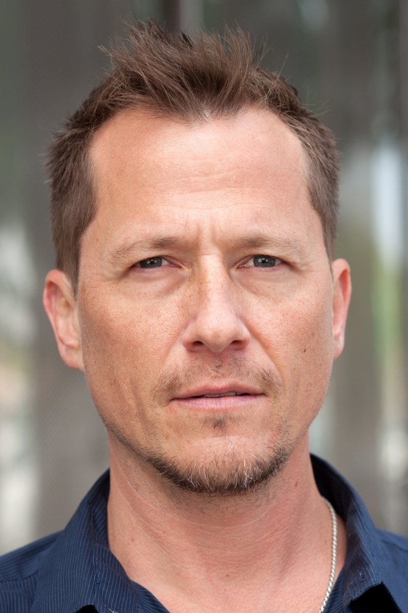 Corin Nemec - Jon