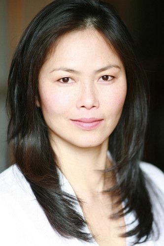 Daphne Cheung - Siew Ling (uncredited)