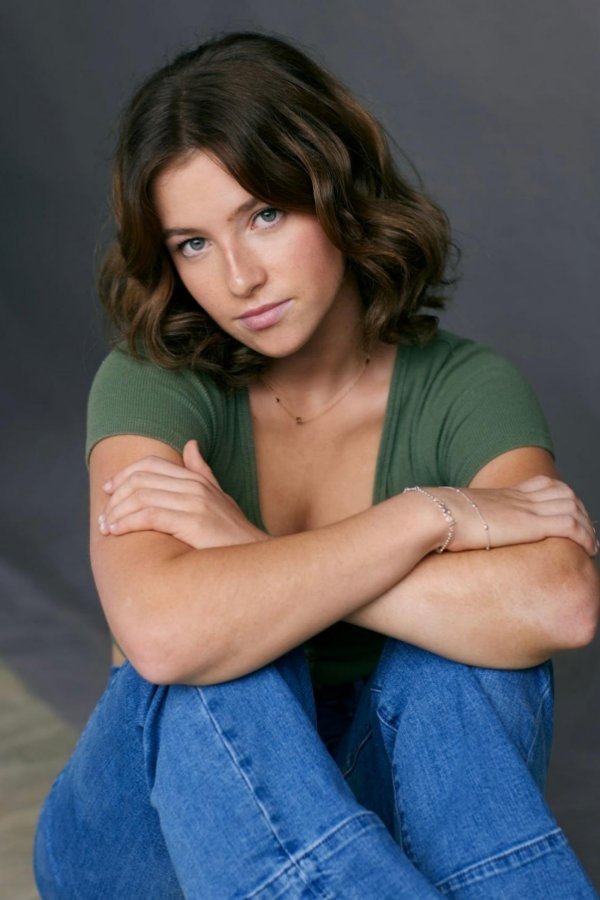 Madeleine McCarthy - Jen