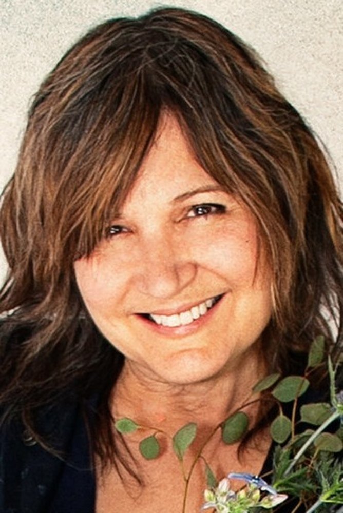 Elaine Summers - Hyatt Singer