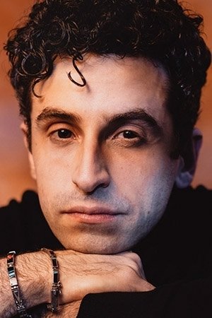 Brandon Uranowitz - Gary